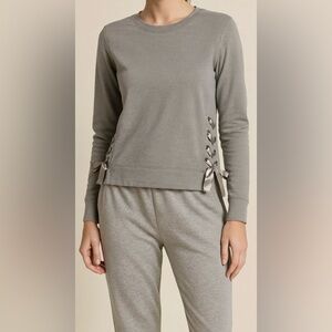 Juicy Couture Gray Lace-Up Women's‎ Top Size XS Leisure Active Travel